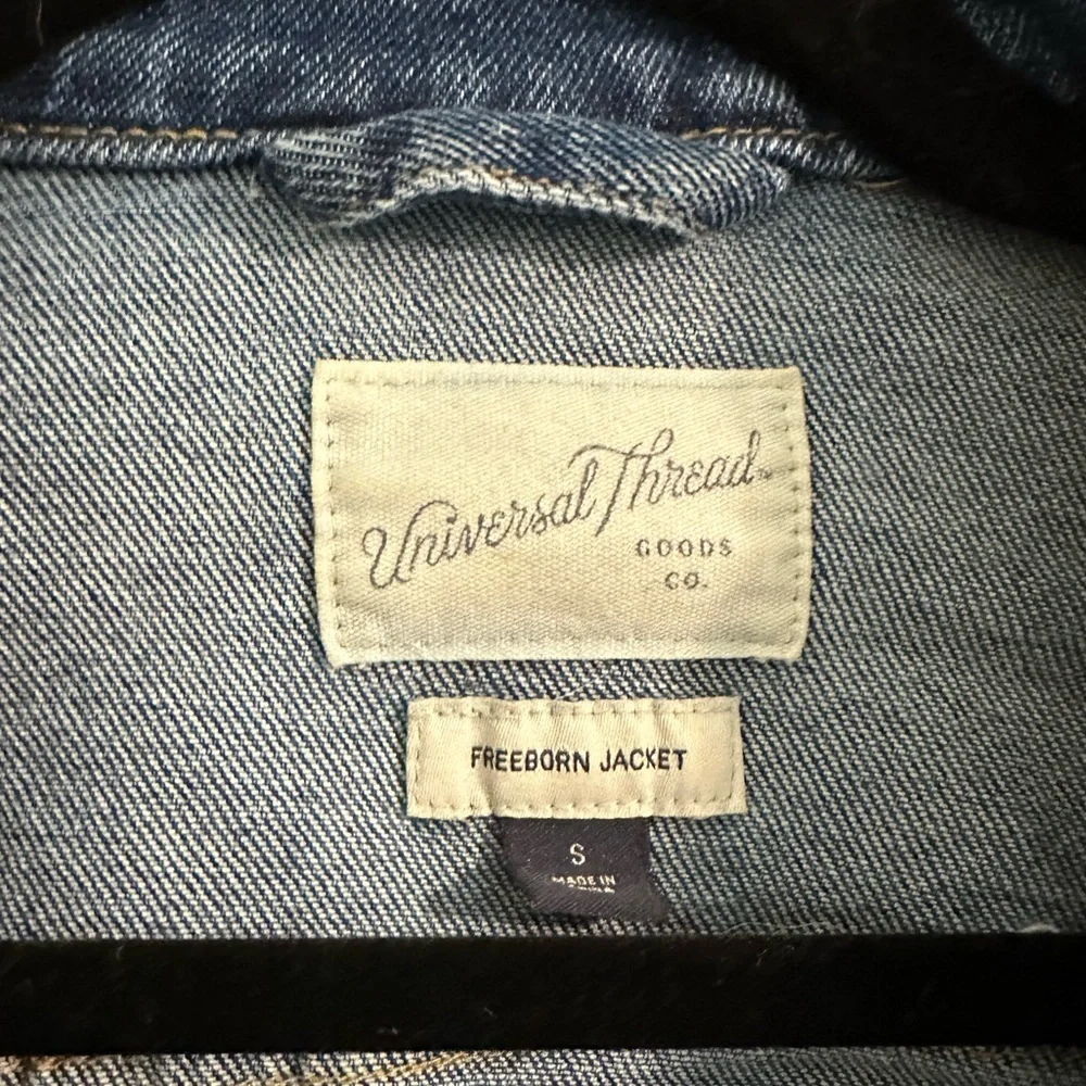Universal Thread Denim Jacket - Picture 2 of 2